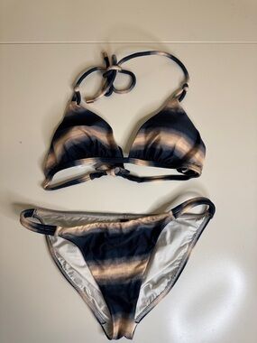VIX Bikini Swimsuit Medium